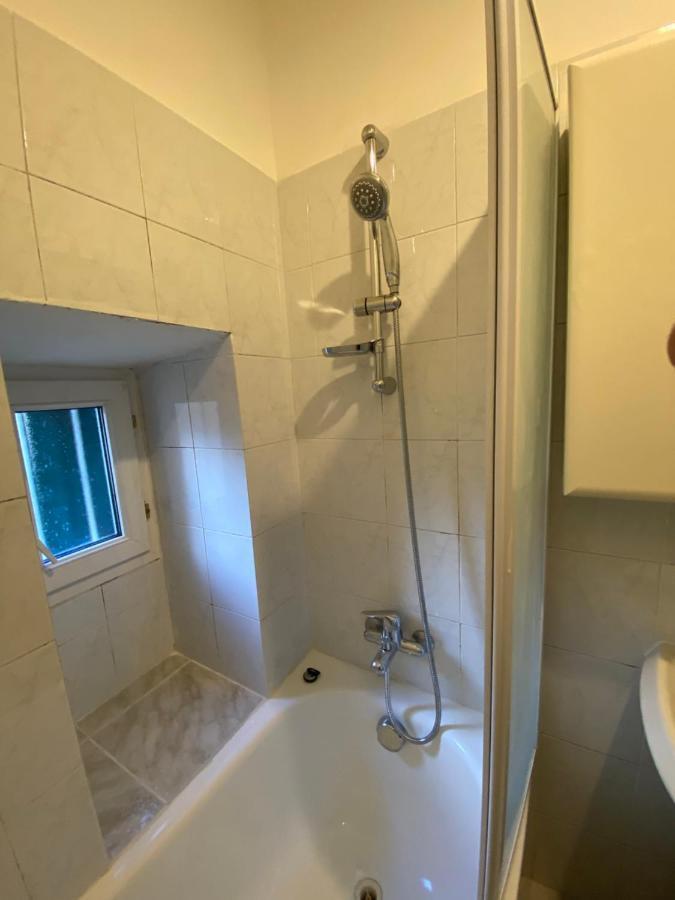 شقة Zena Apartament جنوة المظهر الخارجي الصورة